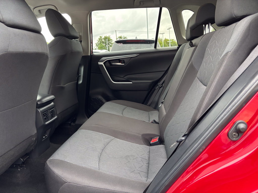 Certified 2025 Toyota RAV4 XLE AWD/4WD image 44