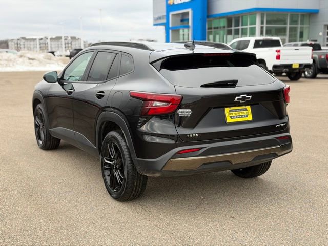 Used 2025 Chevrolet Trax ACTIV image 6