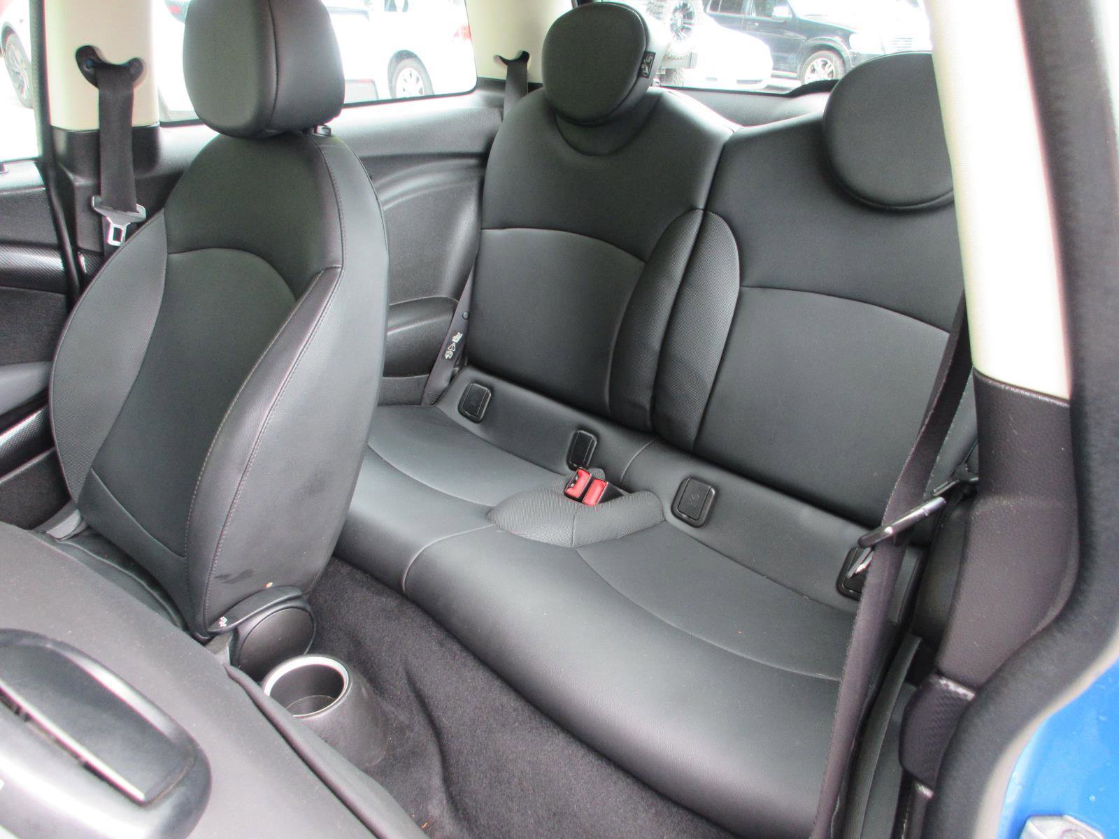 Used 2011 MINI Cooper S FWD image 14