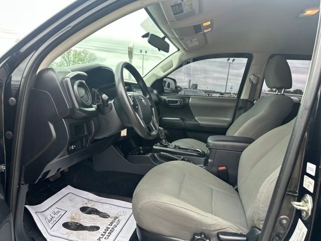 Used 2017 Toyota Tacoma SR w/ Tow Package AWD/4WD image 28