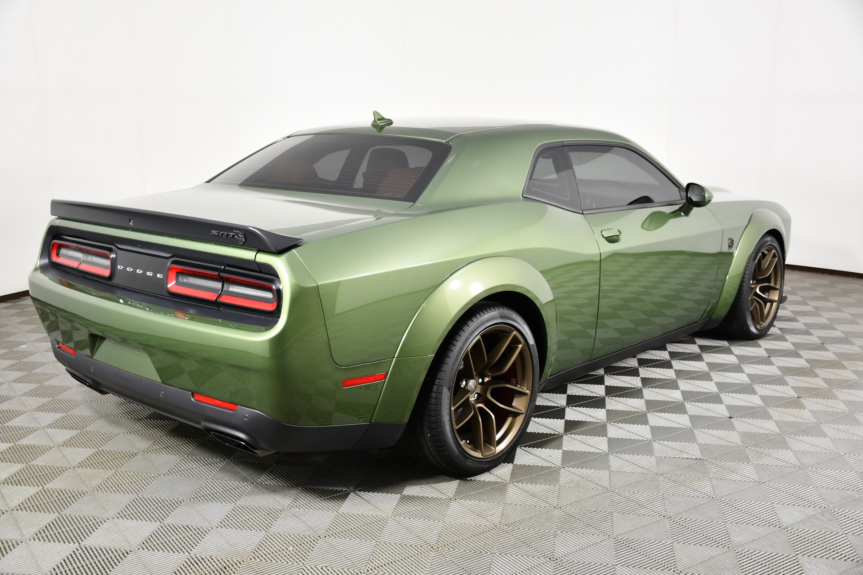Used 2023 Dodge Challenger SRT Hellcat RWD image 6