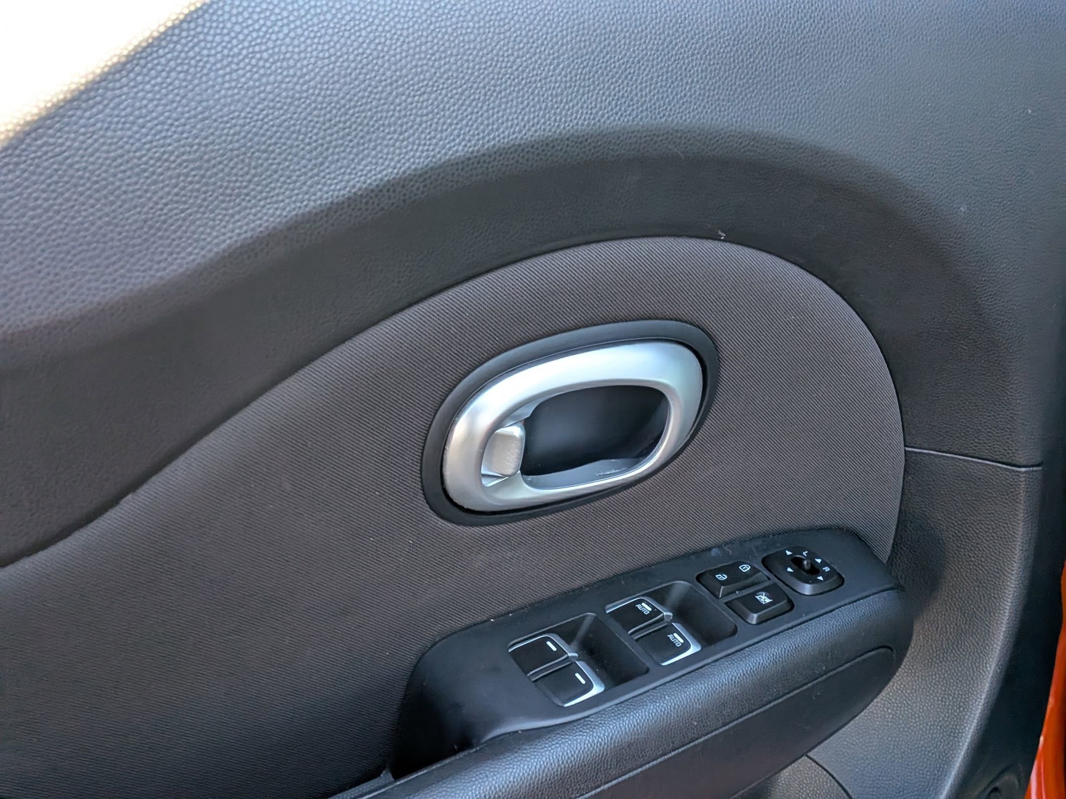 Used 2018 Kia Soul + image 15