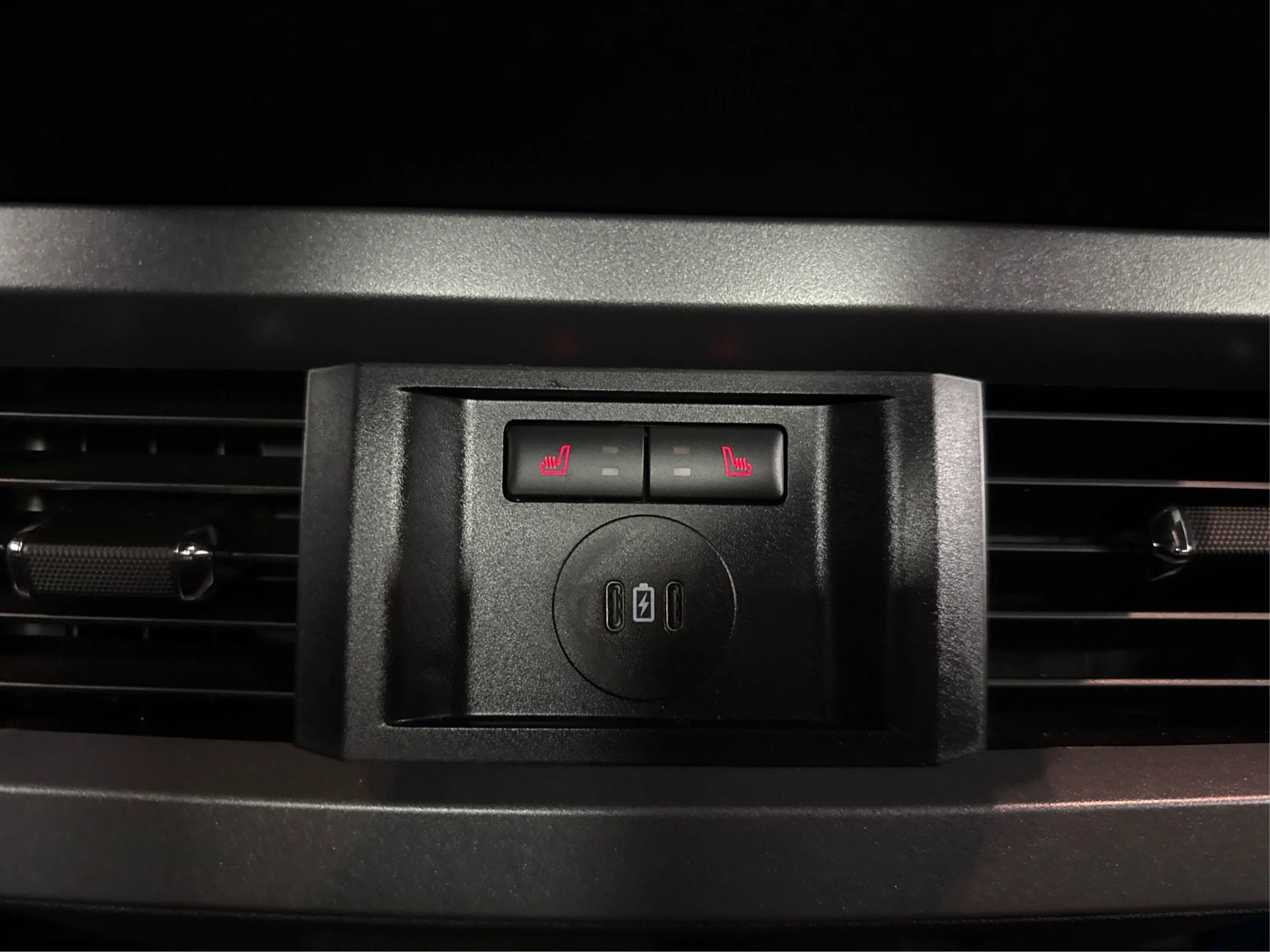 Used 2024 Ford F250 Lariat w/ Lariat Ultimate Package image 32