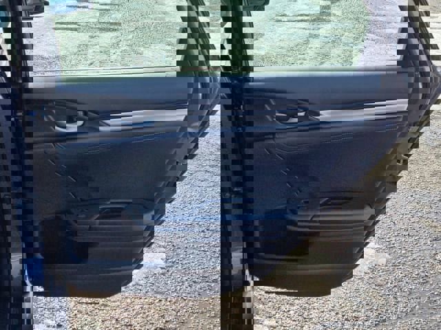 Used 2016 Honda Civic Touring image 15