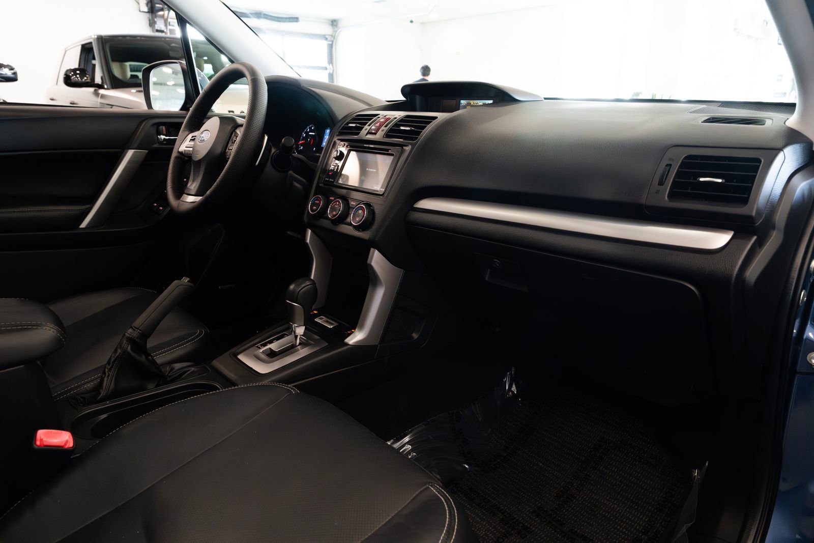 Used 2014 Subaru Forester 2.0XT Touring image 26