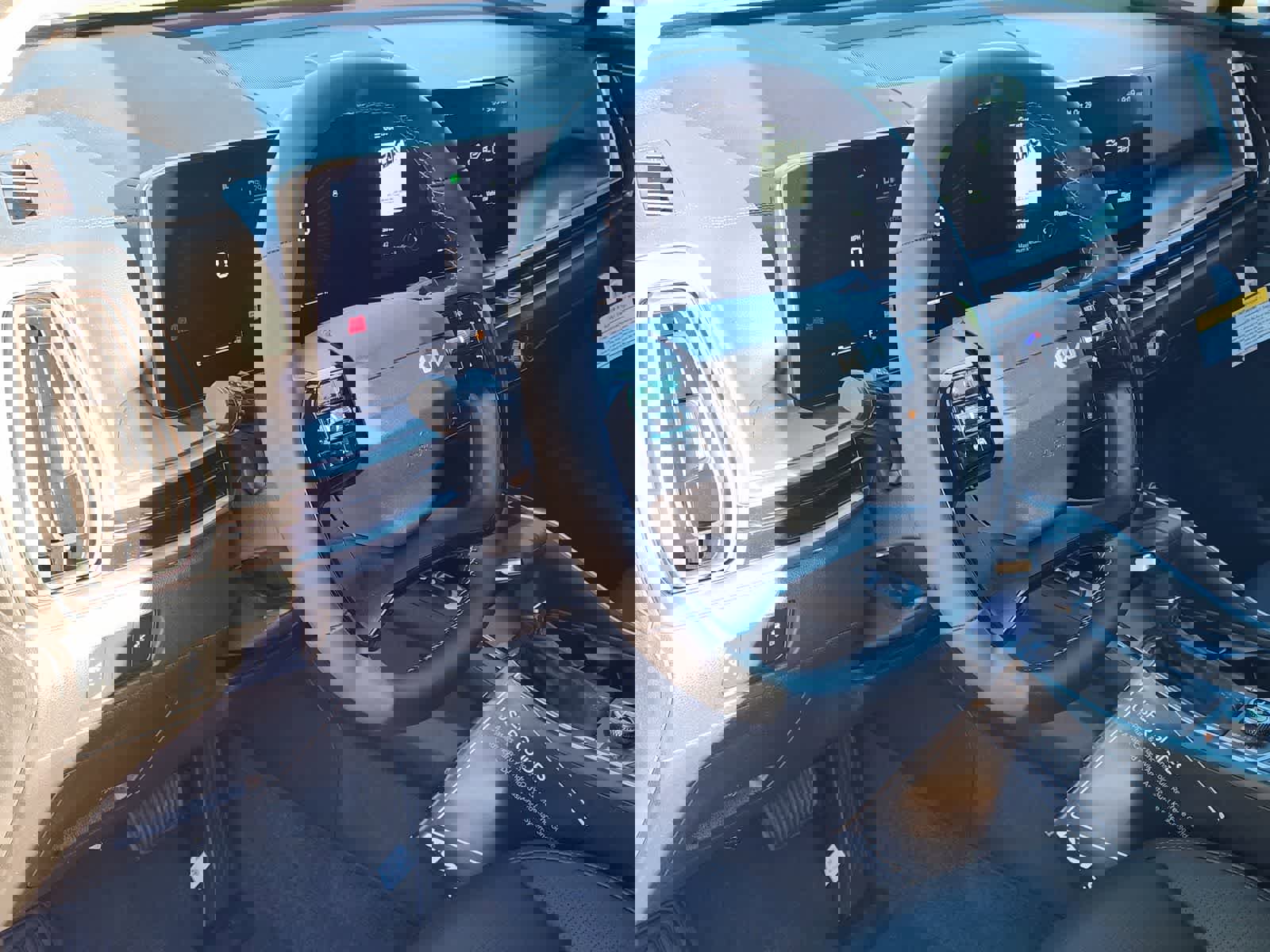 New 2026 Kia Sorento S AWD/4WD image 2