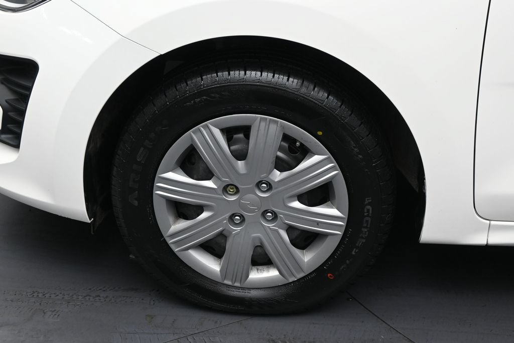 Used 2022 Kia Rio S FWD image 33