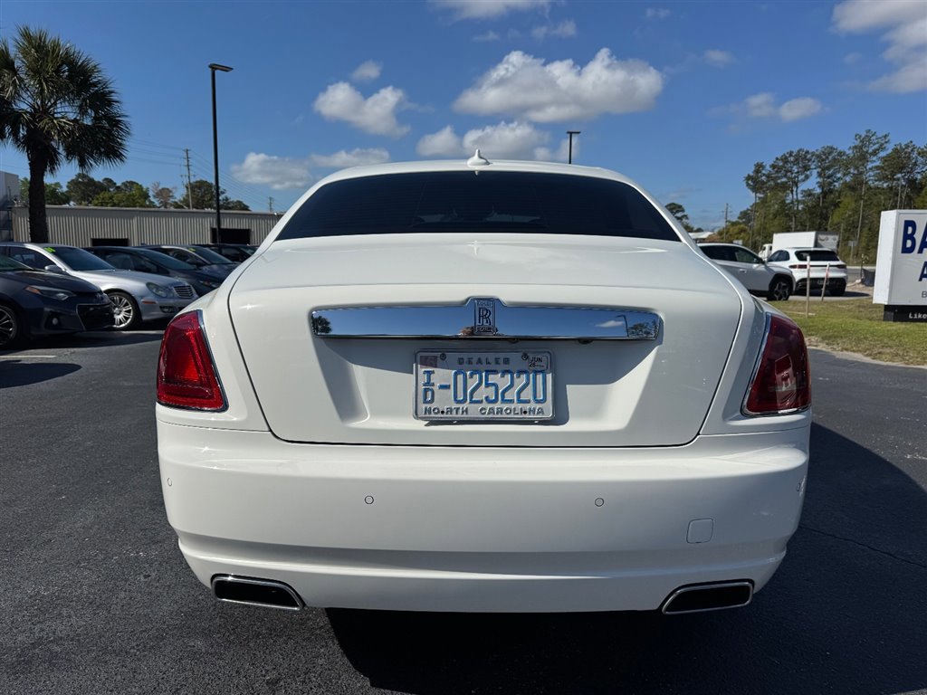 Used 2017 Rolls-Royce Ghost image 7