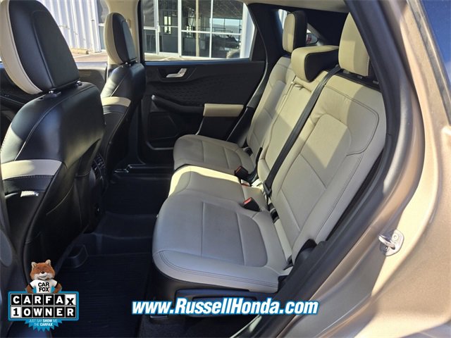 Used 2020 Ford Escape Titanium image 7