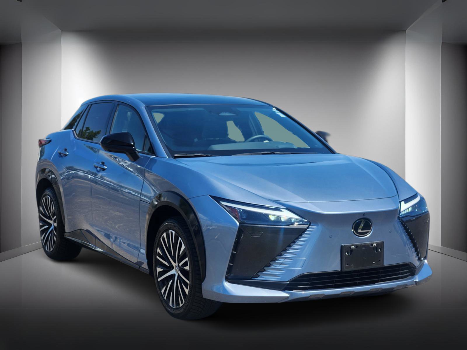 Used 2023 Lexus RZ 450e Premium w/ Cold Area Package AWD/4WD image 4