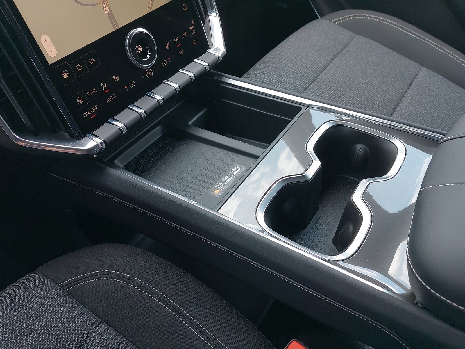 New 2025 GMC Acadia Elevation image 27