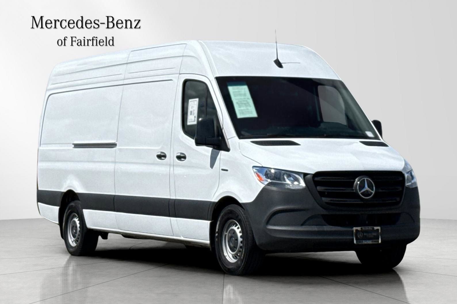 Used 2024 Mercedes-Benz eSprinter 170 Cargo image 8