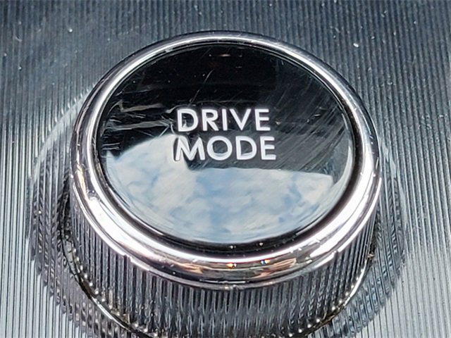 Certified 2022 Lincoln Corsair AWD w/ Equipment Group 101A image 7