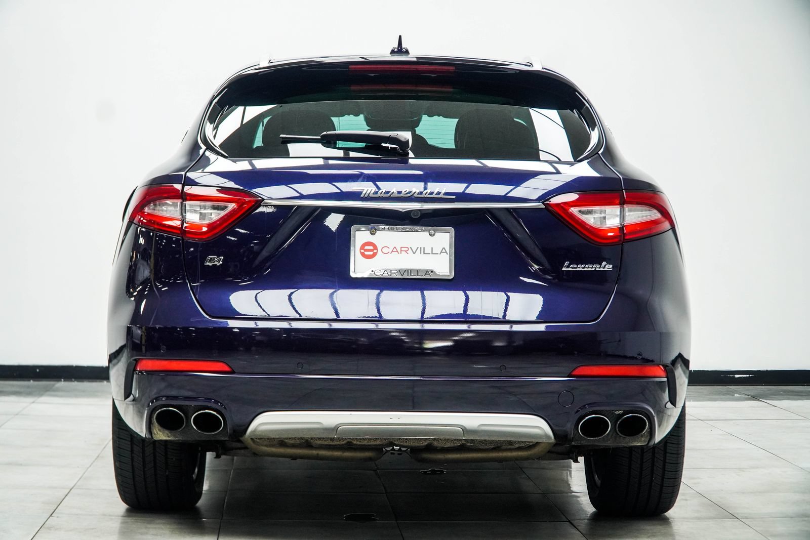 Used 2017 Maserati Levante w/ Luxury Package AWD/4WD image 10