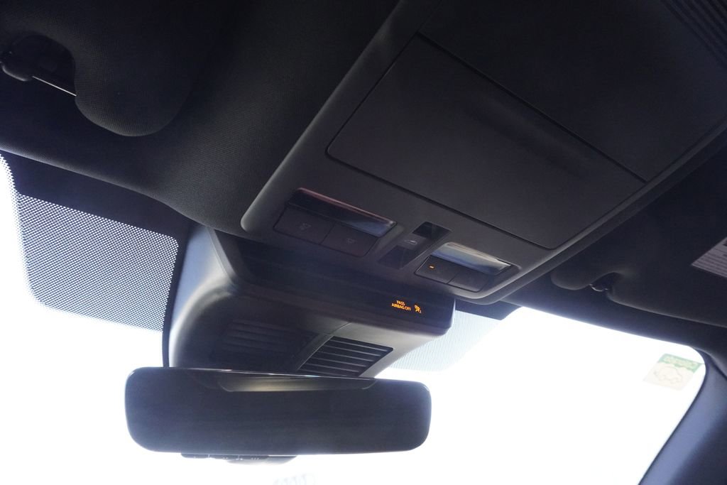 Used 2025 MAZDA CX-70 Plug-In Hybrid w/ Premium Plus image 16