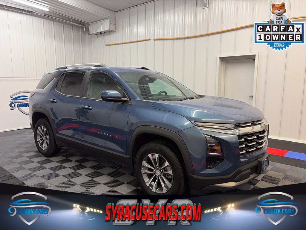Used 2025 Chevrolet Equinox LT w/ Convenience Package II AWD/4WD image 1