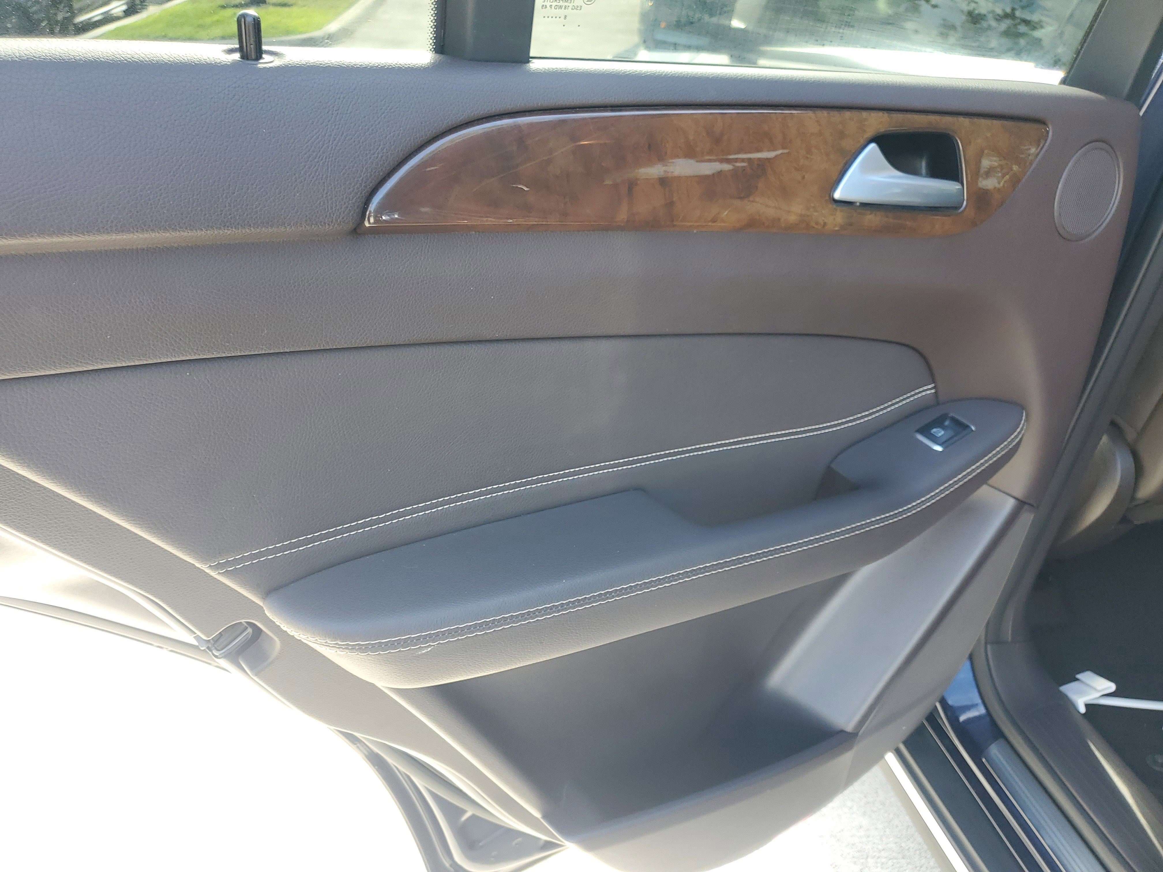 Used 2019 Mercedes-Benz GLE 400 4MATIC image 15