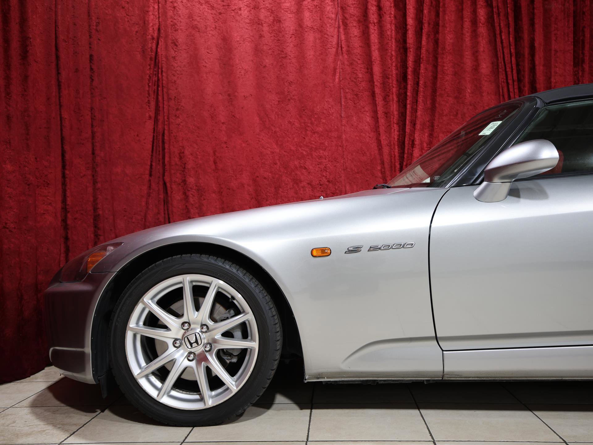 Used 2004 Honda S2000 image 6