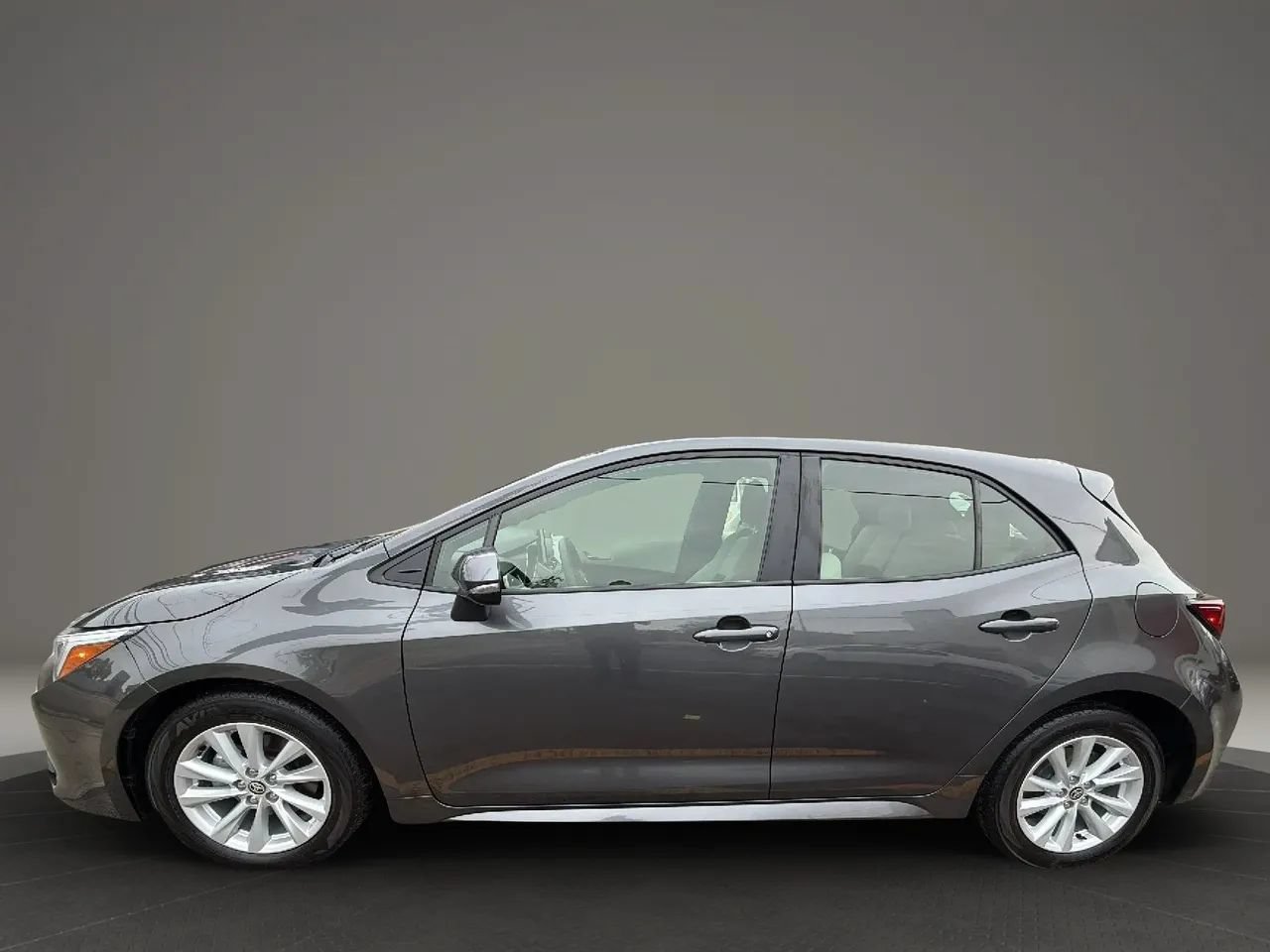 Used 2023 Toyota Corolla SE FWD image 8