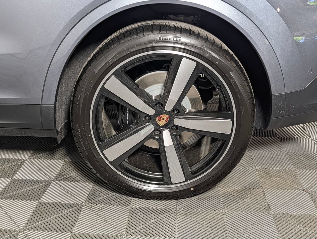 New 2026 Porsche Cayenne S AWD/4WD image 12