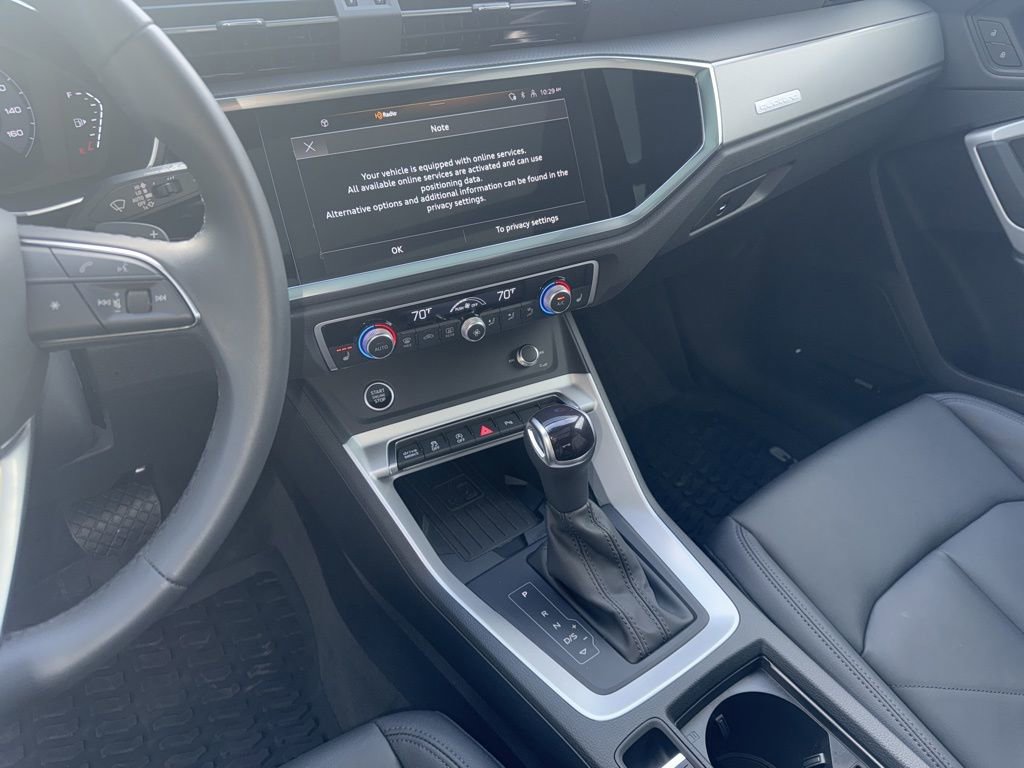Certified 2025 Audi Q3 2.0T Premium Plus w/ Premium Plus Package image 24