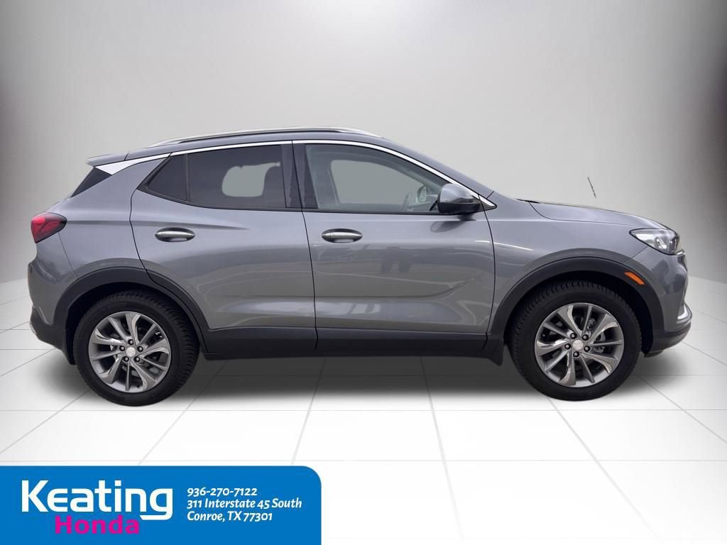 Used 2021 Buick Encore GX Essence w/ Advanced Technology Package image 5