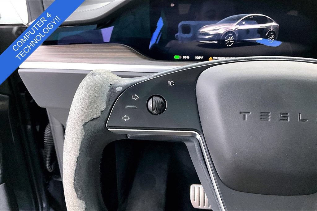 Used 2023 Tesla Model X AWD/4WD image 18