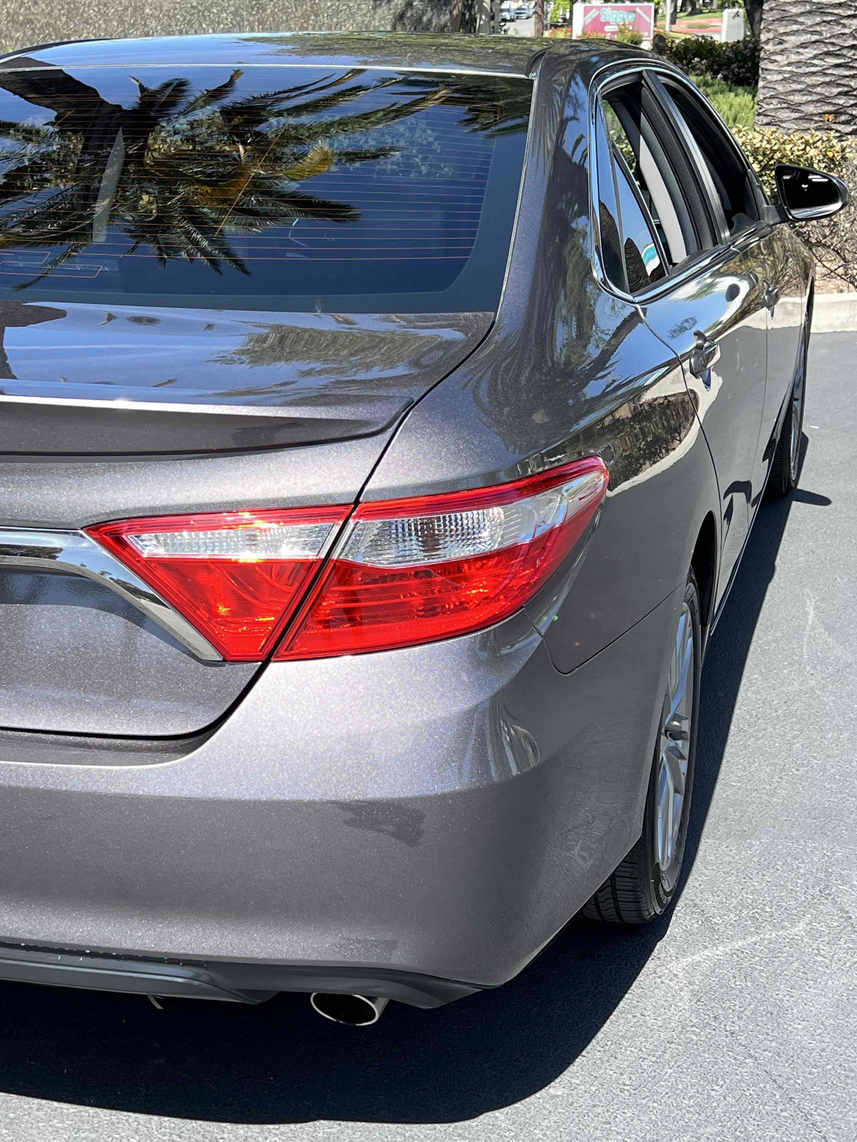 Used 2017 Toyota Camry SE w/ Moonroof Package FWD image 55