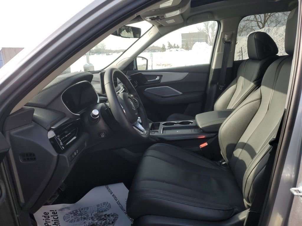 Used 2026 Acura MDX SH-AWD image 23