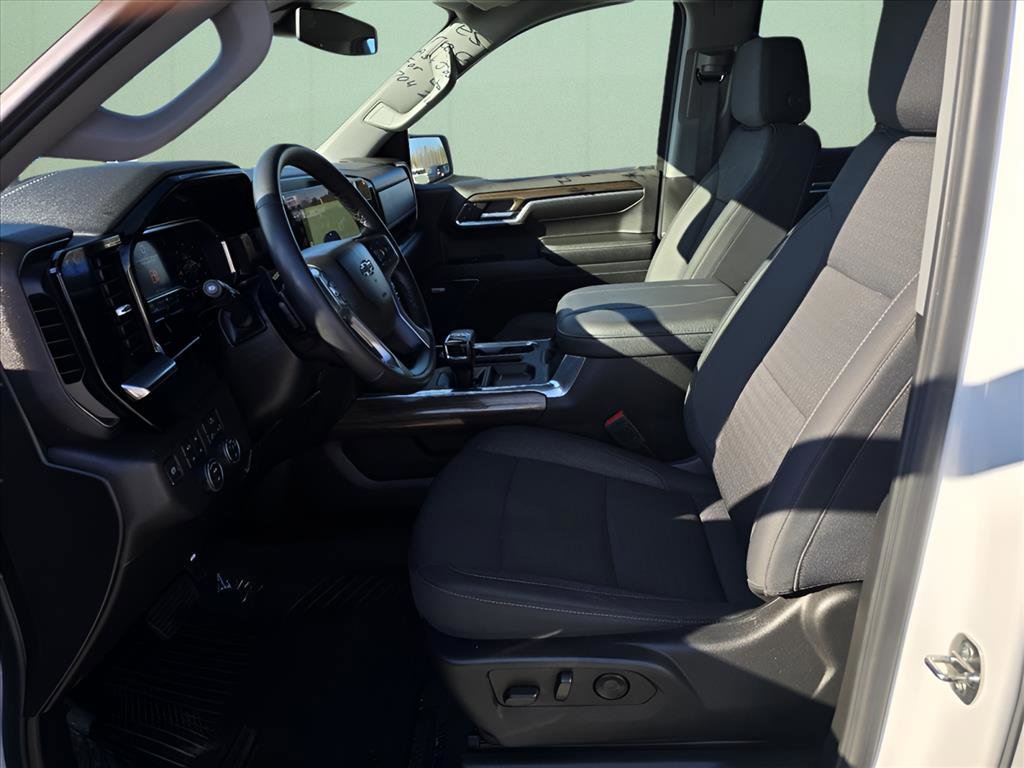 Used 2023 Chevrolet Silverado 1500 RST w/ Convenience Package II image 11