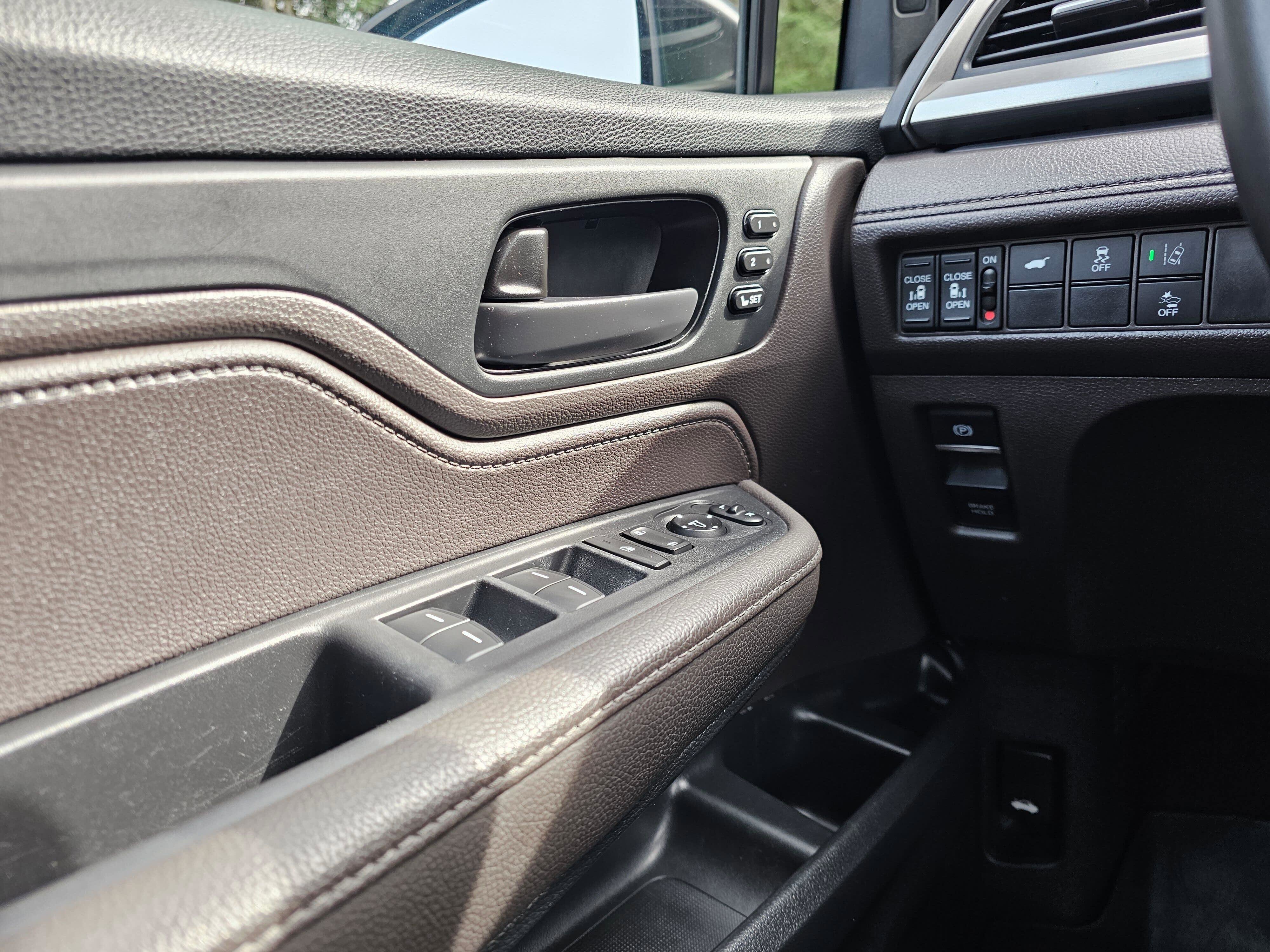 Used 2018 Honda Odyssey EX-L image 33