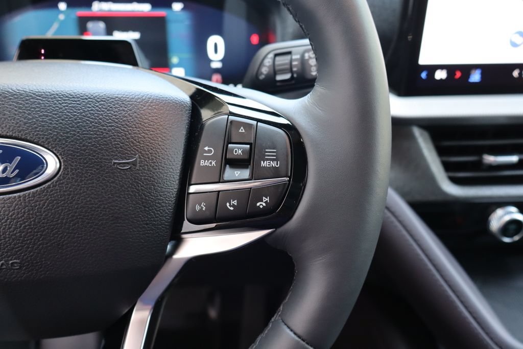 Used 2026 Ford Explorer Platinum AWD/4WD image 28
