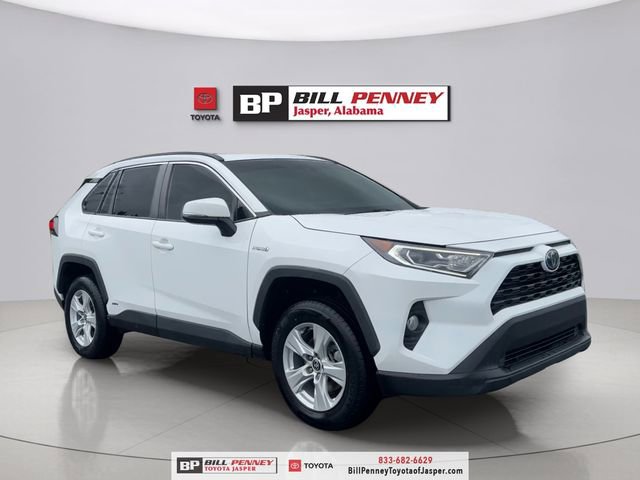 Used 2021 Toyota RAV4 XLE w/ Convenience Package image 7