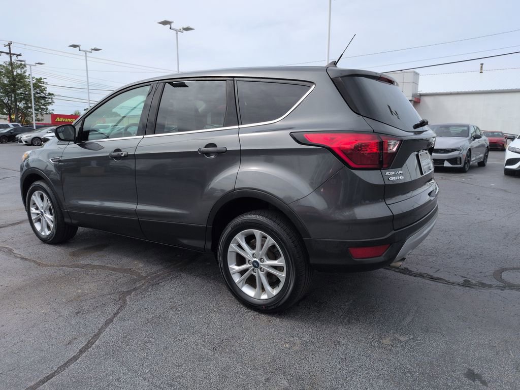 Used 2019 Ford Escape SE AWD/4WD image 3