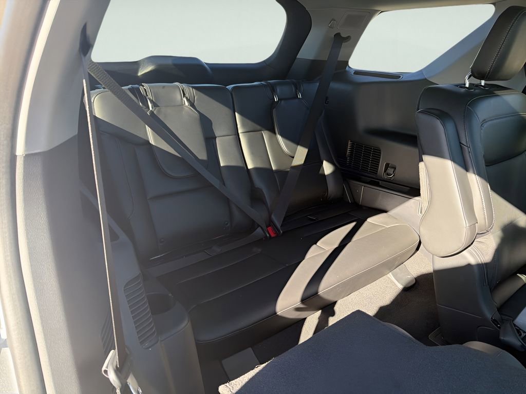 Used 2022 Ford Explorer Limited w/ Equipment Group 301A image 14