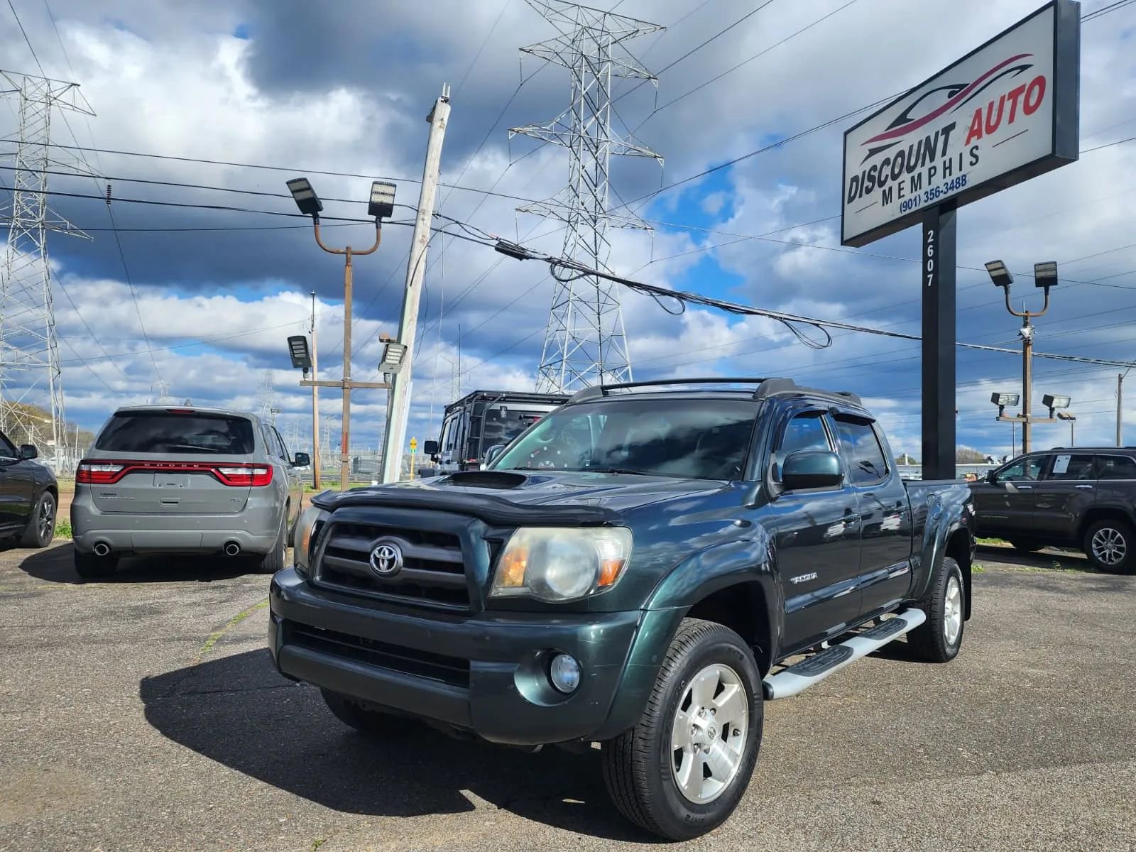 Used 2010 Toyota Tacoma PreRunner image 2