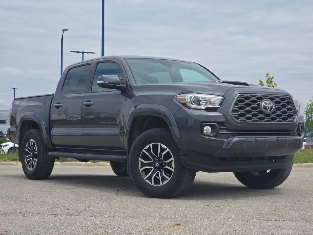 Used 2020 Toyota Tacoma TRD Sport AWD/4WD image 1