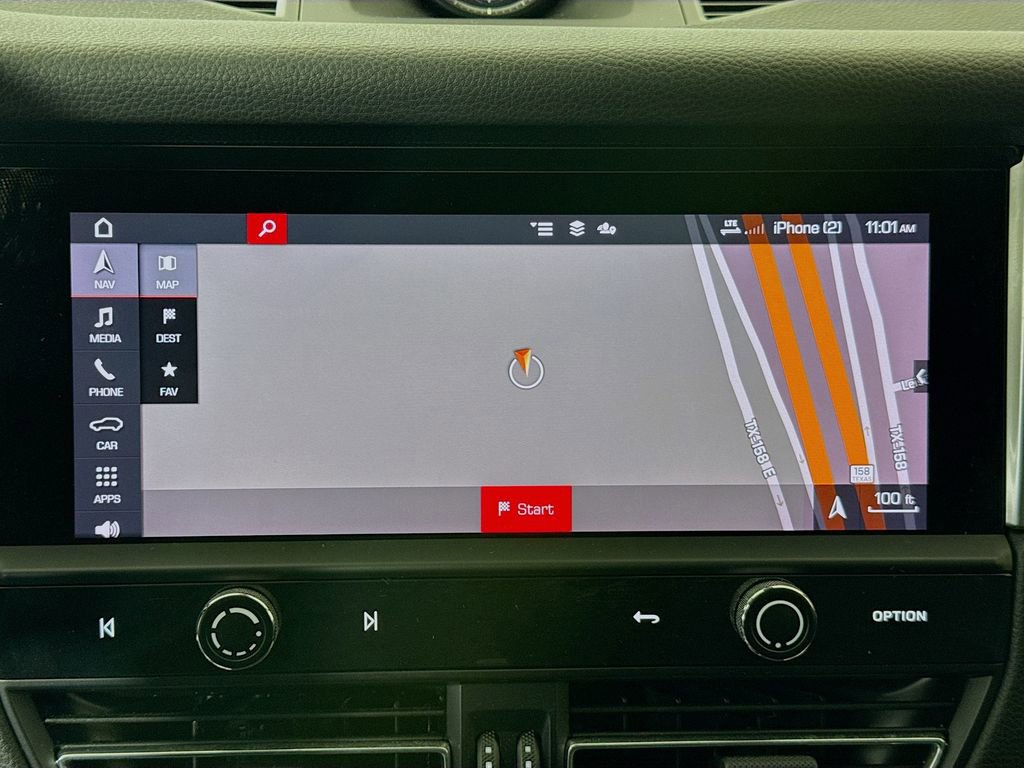 Used 2022 Porsche Macan image 16