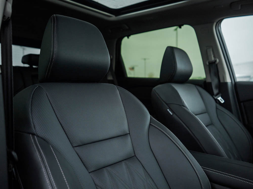 New 2026 Nissan Rogue Platinum image 12