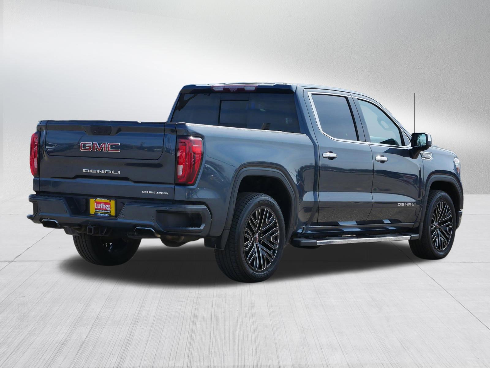 Used 2020 GMC Sierra 1500 Denali w/ Denali Premium Package image 7