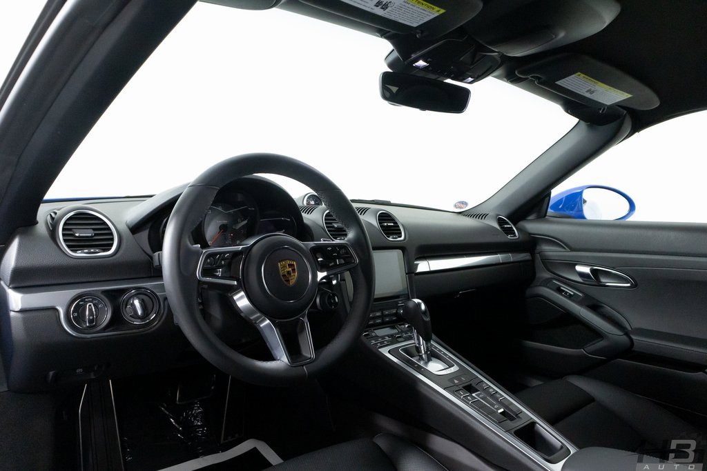 Used 2023 Porsche 718 Boxster S image 16