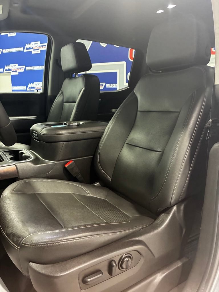 Used 2022 GMC Sierra 1500 SLT w/ SLT Convenience Package AWD/4WD image 17
