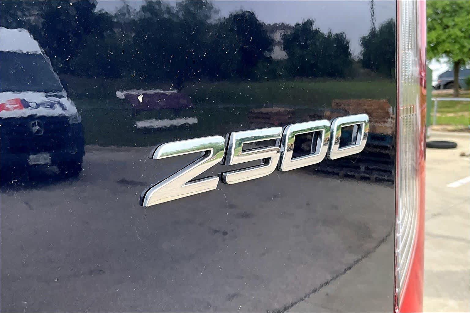 Used 2025 Mercedes-Benz Sprinter 2500 image 7