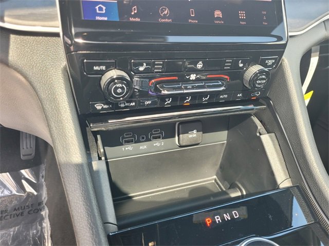 New 2025 Jeep Grand Cherokee Limited image 25