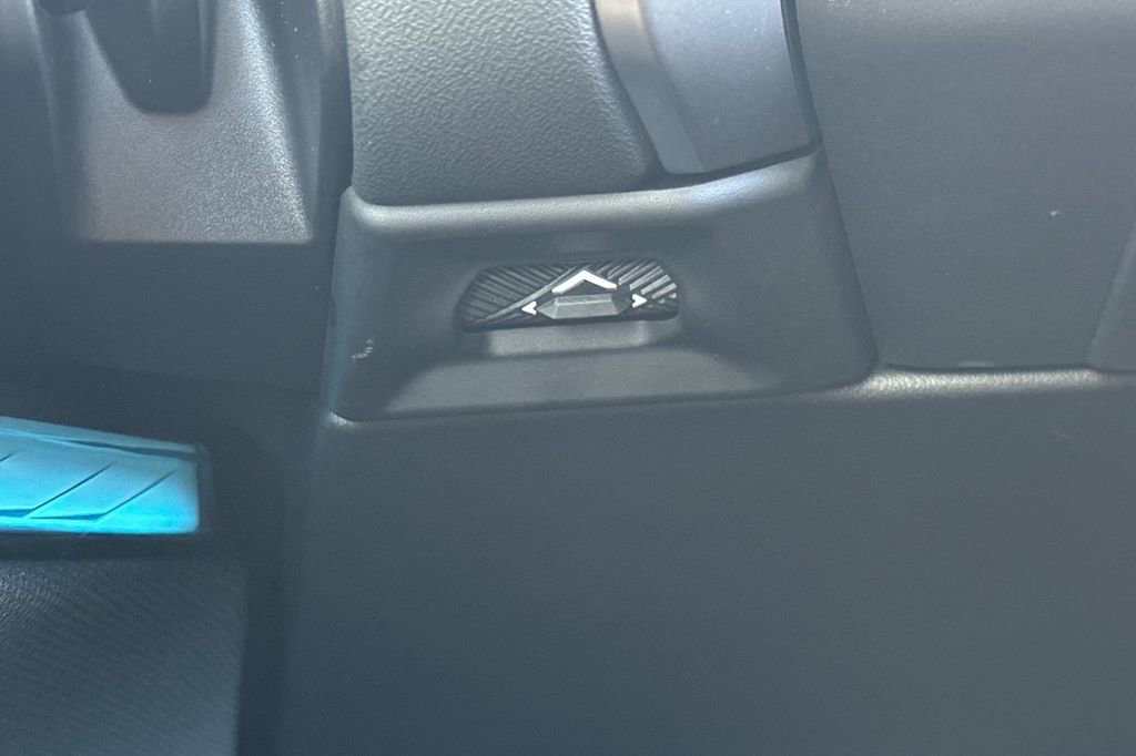 Used 2026 BMW X3 M50 w/ Premium Package image 32