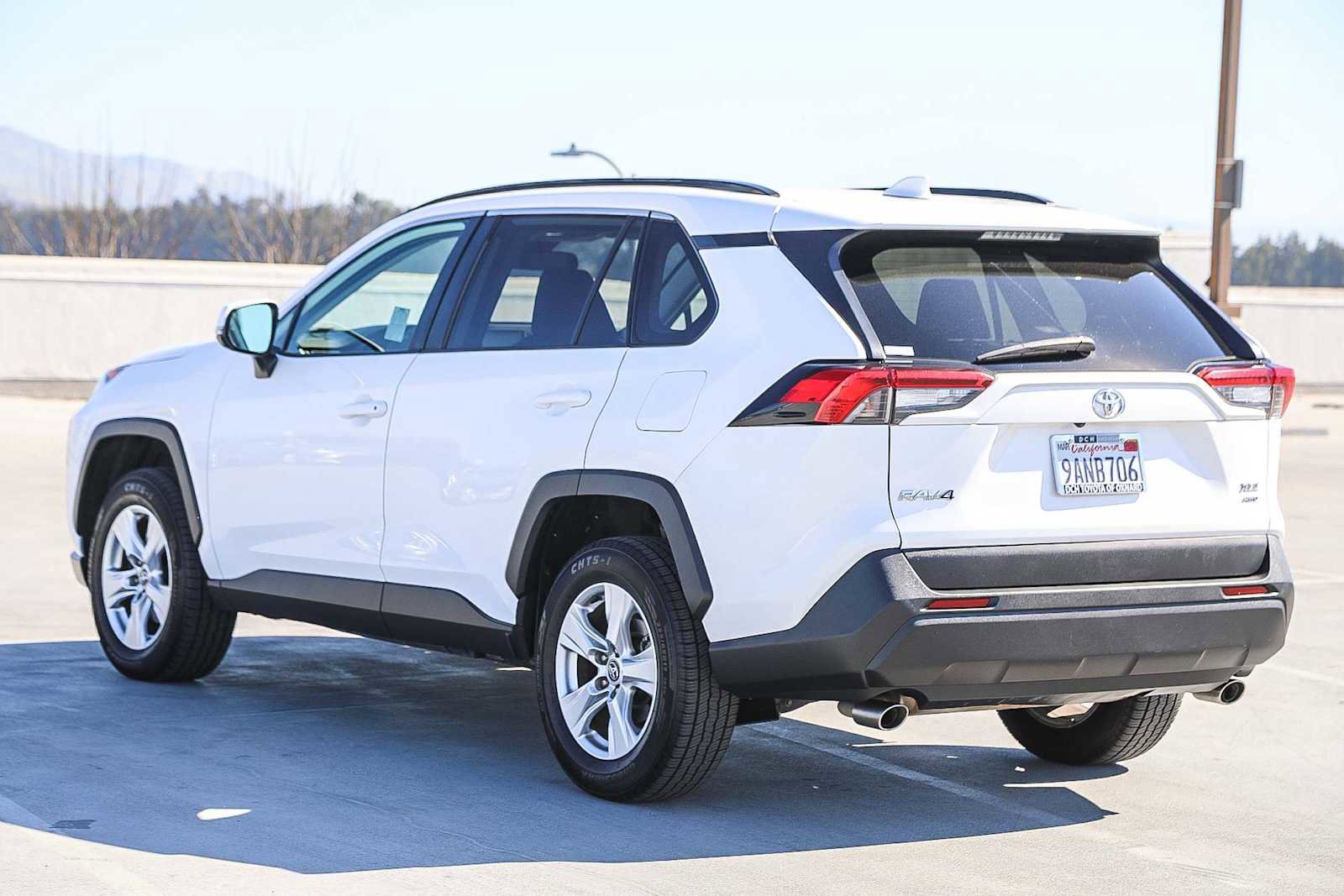 Certified 2020 Toyota RAV4 XLE image 8