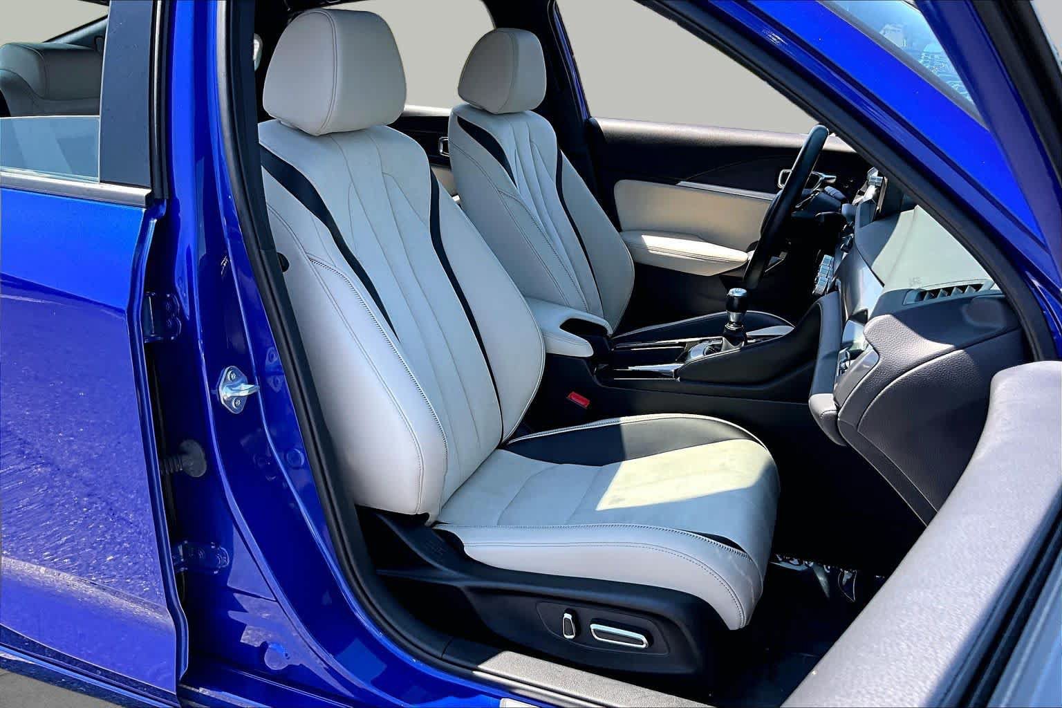Used 2023 Acura Integra A-Spec w/ Technology Package FWD image 9