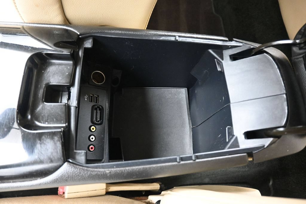 Used 2015 Ford Fusion SE w/ Equipment Group 502A FWD image 21