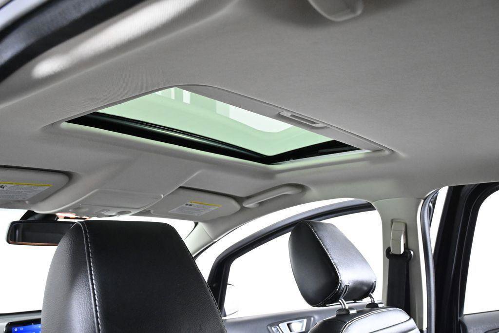 Used 2020 Ford EcoSport Titanium image 25