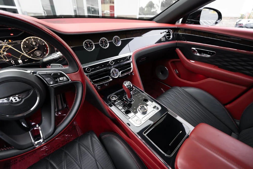 Used 2020 Bentley Flying Spur W12 AWD/4WD image 42